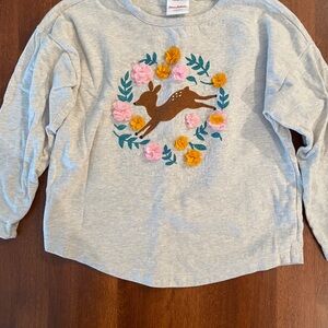 Hanna Andersson Gray Long Sleeve Tee with Floral deer Design